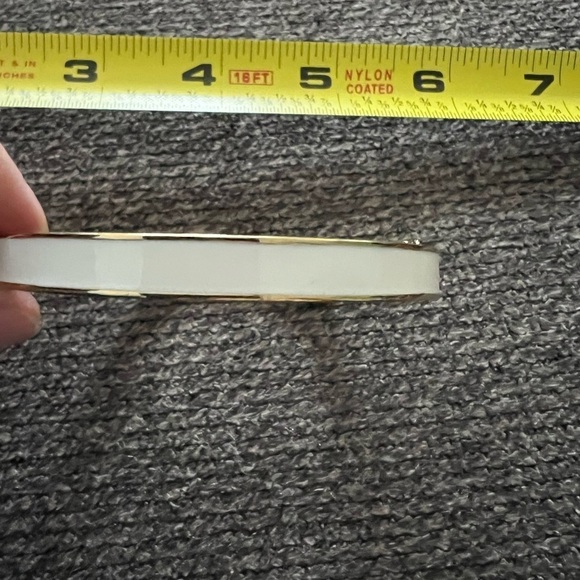 Beautiful Banana Republic white and gold clamper bracelet with security chain. - Picture 4 of 8